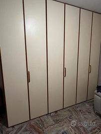 Armadio a 6 ante