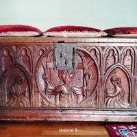 Rara cassapanca spagnola del '600 sec.XVII