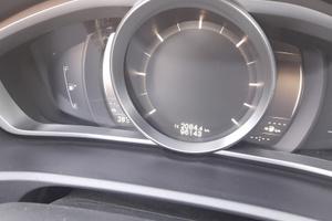 volvo v 40