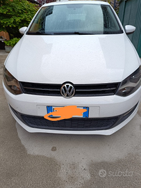 Vendesi VW Polo per neopatentati