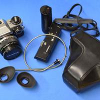 Olympus OM10, kit completo con accessori