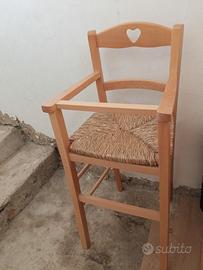 Seggiolone in legno 