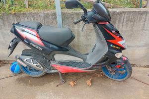 Vendi aprilla sr50