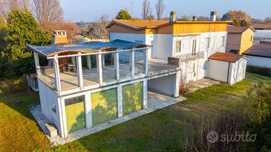 4 LOCALI A BARICELLA