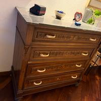 Cassettiera in legno e pianale in marmo