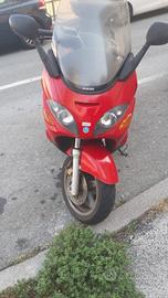 Piaggio X9
