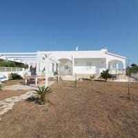 VILLA SINGOLA A OSTUNI