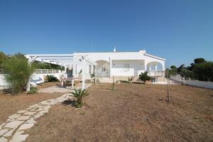 VILLA SINGOLA A OSTUNI