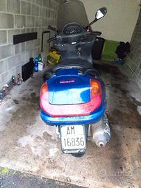 Honda 250 scooter