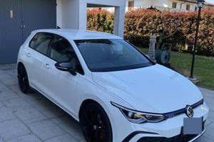 Volkswagen Golf VIII GTE Plug-in Hybrid 245 cv