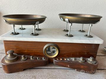 Bilancia antica vintage