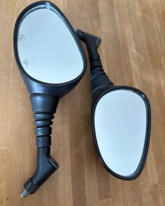 Specchietti retrovisori Majesty