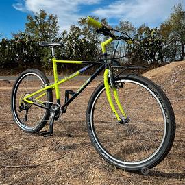 Bianchi Thomisus personalizzata