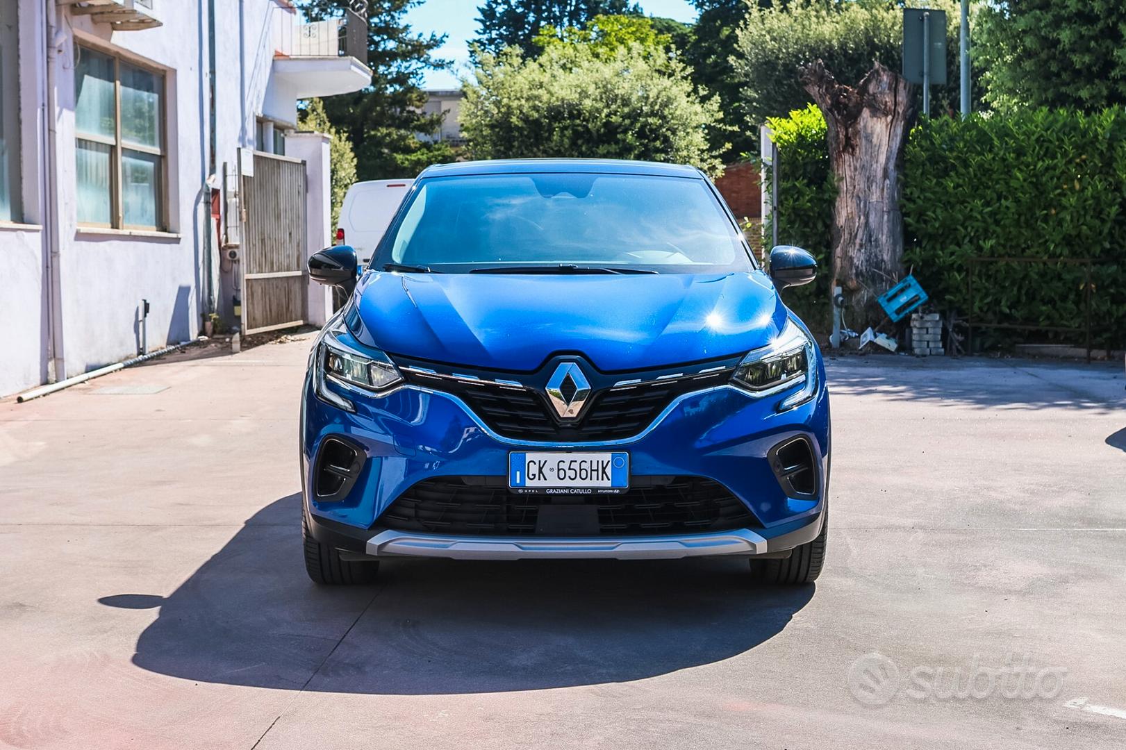 Renault Captur 2022 photo 2