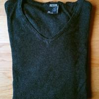 Maglione grigio scuro melange, scollo a V