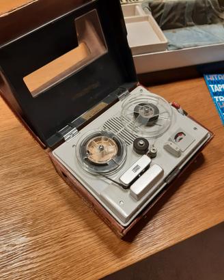 Registratore a nastro vintage Hitachi TRQ 370