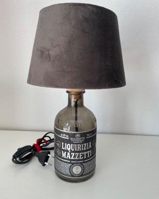 Lampada da tavolo