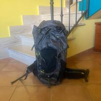 Zaino trekking Quechua 20 litri con Air Cooling