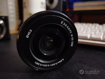 Obiettivo Sony E PZ 16-50mm f/3.5-5.6 OSS