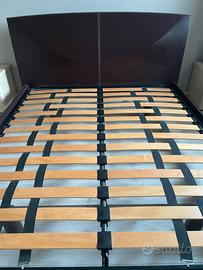 Letto matrimoniale in pelle