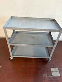 Carrellino con ruote