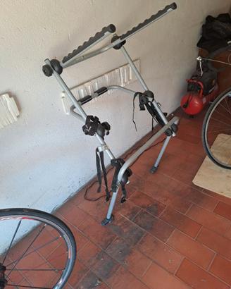 Porta bicicletta per automobile