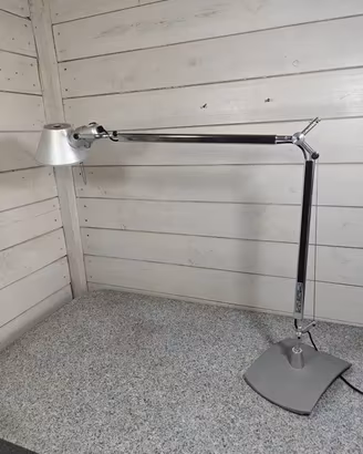 lampada artemide tolomeo