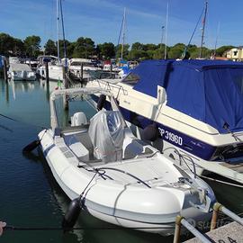 Gommone Revenger 6 mt / Suzuki Ari 40 cv