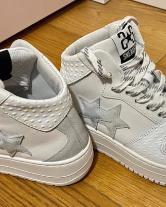 Scarpe Sneakers da donna bianche 2Star numero 38