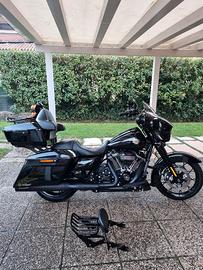 Harley Davidson Street Glide Full Black 114