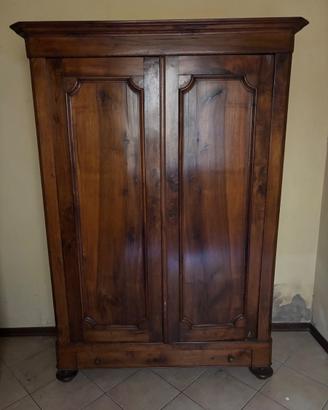 Armadio antico in legno massello 2 ante