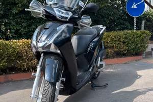 Honda SH 125i ABS (2019/20) - circa 15.500 km