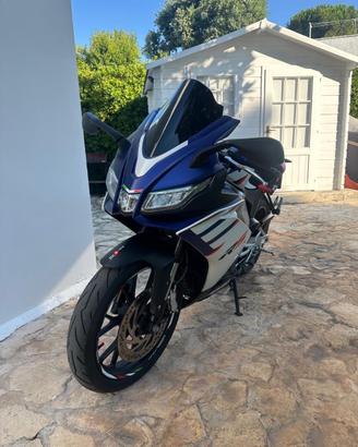 Rs125 aprilia