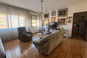 Quadrilocale Zona Nuova con ascensore e garage