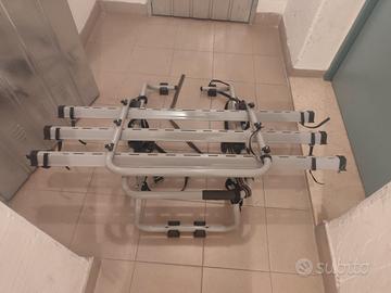 Portabici posteriore per auto