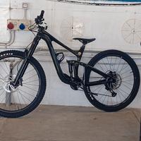 GIANT REIGN ADVANCED PRO 29

