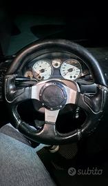 Volante momo