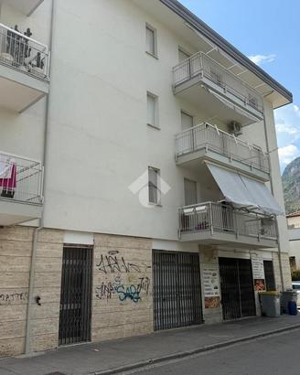 NEGOZIO A VENAFRO