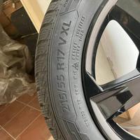 Cerchi in lega con gomme