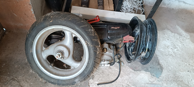 Banco motore completo Malaguti F12 liquido + disco