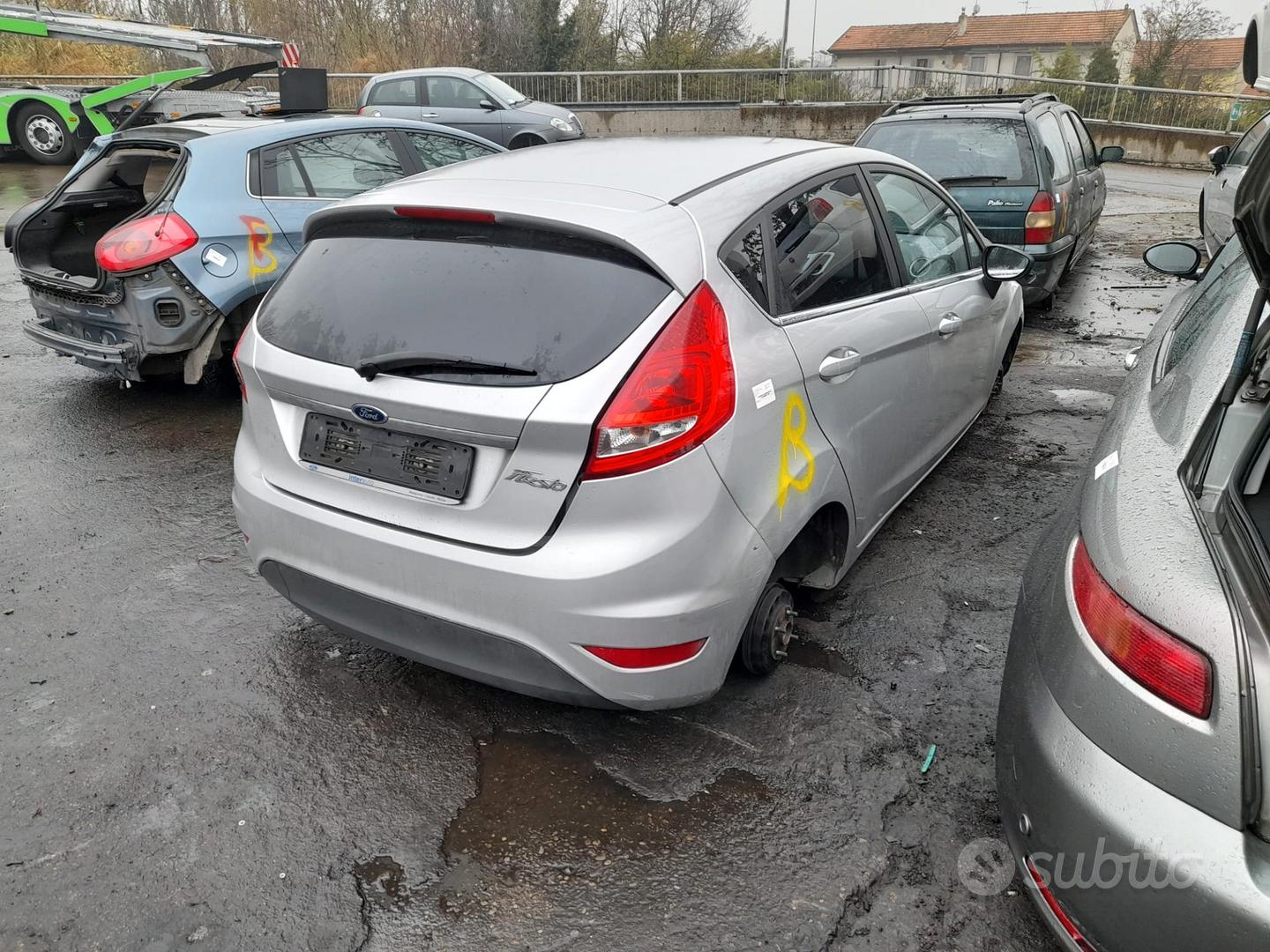 Subito - Cesa Srl Centro Ecologico Servizi Ambientali - RICAMBI FORD FIESTA  - Accessori Auto In vendita a Monza e della Brianza