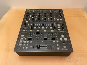 Behringer DDM 4000