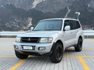mitsubishi pajero 7 posti