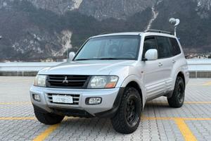 mitsubishi pajero 7 posti