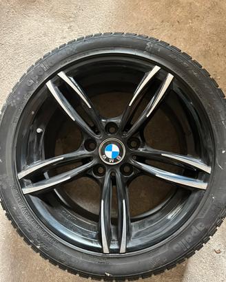 cerchi 17 bmw  con gomme 4 stagioni