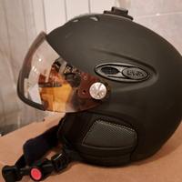 Casco da sci Uvex con visiera