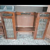 Credenza mobile in legno rifiniture in bronzo