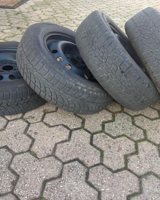 Cerchi e gomme 165/65/R14