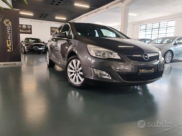 Opel Astra 1.4 Turbo 140CV 5 porte Cosmo
