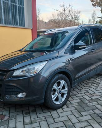 Ford Kuga 2.0 TDCI 120 Incidentata/Sinistrata